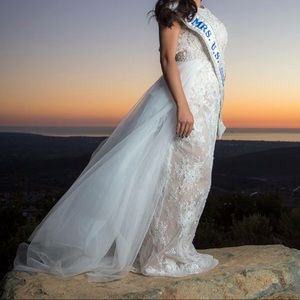 Sherri Hill Lace White Gown